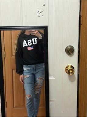 USA black hoodie
